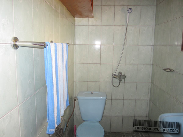 Appartement meublé 3 chambres F4 à louer à Yaoundé Tropicana Odza