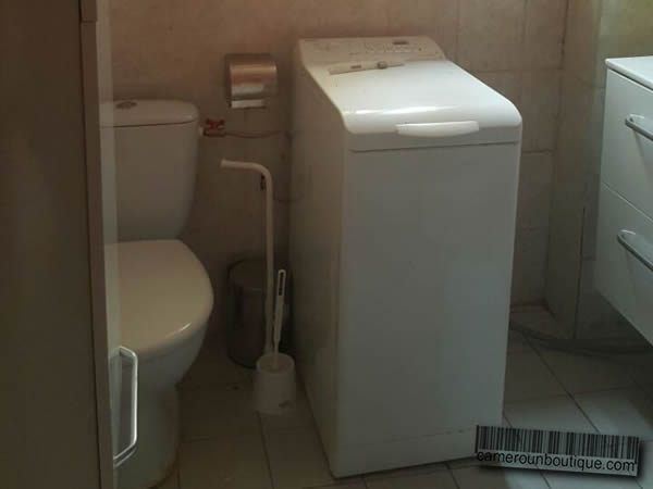 Studio meublé F2 Yaoundé Biteng 1 chambre