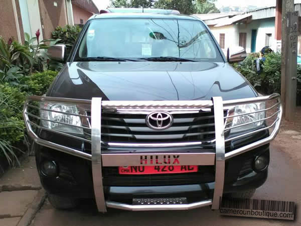 Location Pickup Toyota Hilux 4X4 2010 à Douala