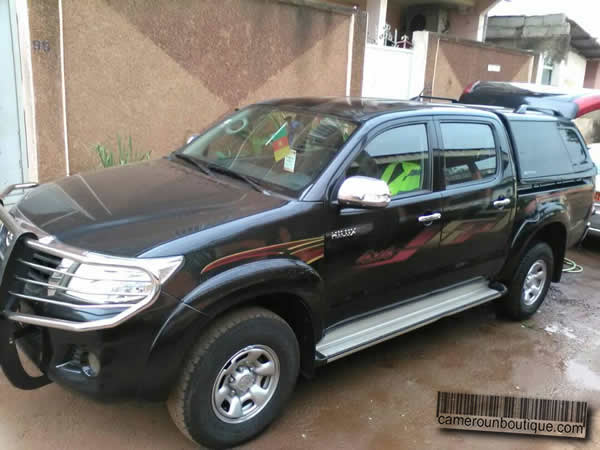 Location Pickup Toyota Hilux 4X4 2010 à Douala