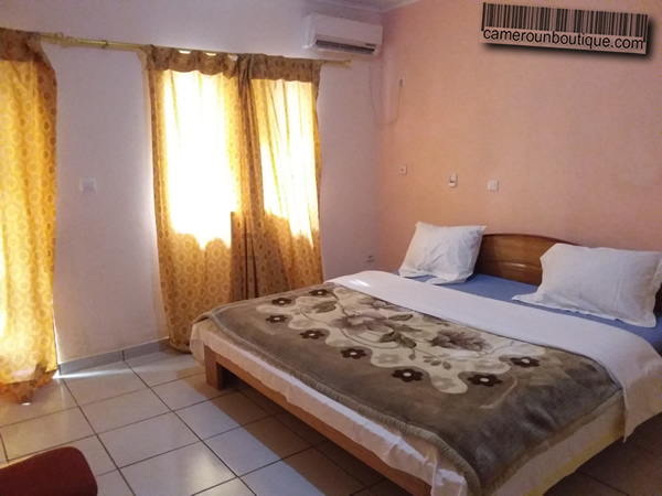 Chambre Studio meublé climatisé à louer à Yaoundé Nsam Garanti