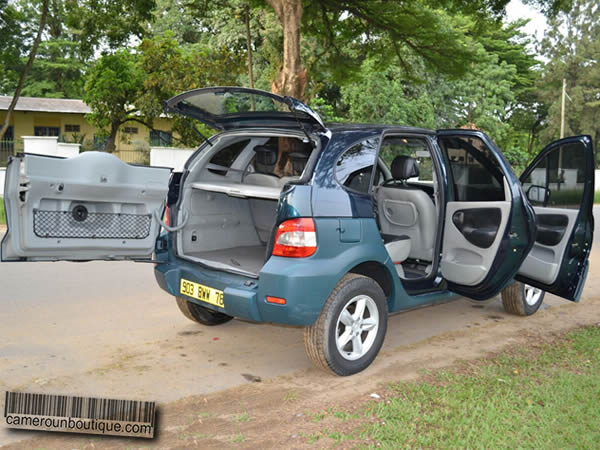 Location 4X4 Renault Scenic à Douala