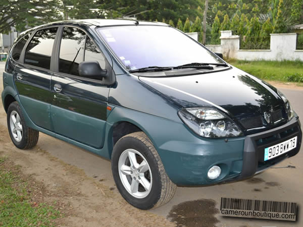 Location 4X4 Renault Scenic à Douala