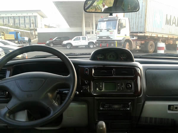 Location Mitsubishi Pajero Sport à Douala
