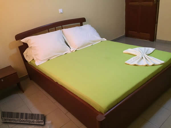 Appartement meublé 3 chambres F4 à louer à Yaoundé Omnisport
