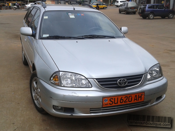 Toyota Avensis Familiale à Yaoundé