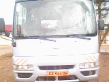  Location Mini Bus Nissan à Yaoundé