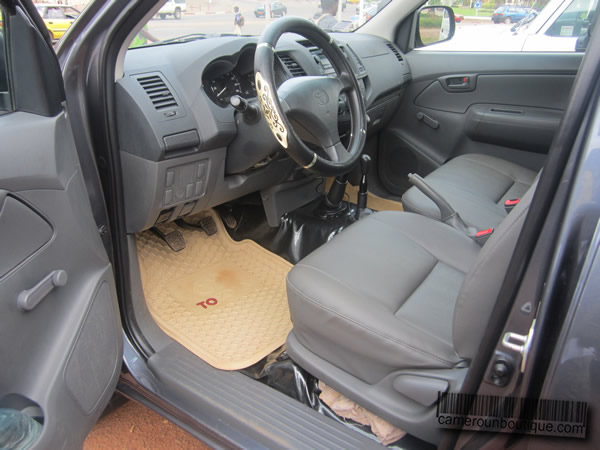 Location Voiture Toyota Hilux Pick up Double cabine à Yaoundé