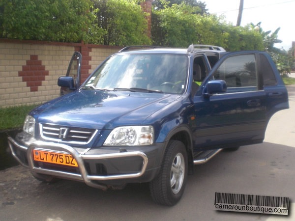 Location voiture Honda CRV 4X4 à Douala