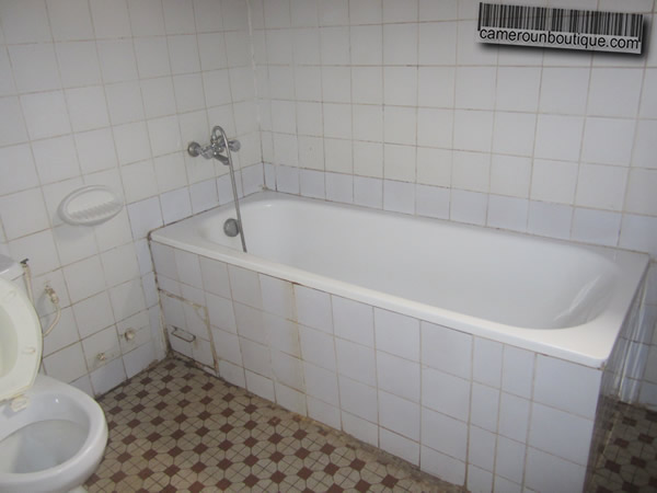 Salle de bain Appartement meublé Yaoundé Tsinga Salle de bain Appartement meublé Yaoundé Tsinga
