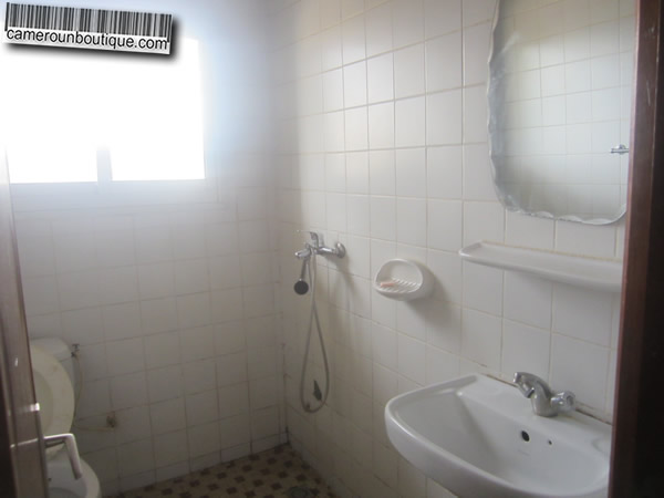Salle de bain Studio meublé Yaoundé Tsinga Salle de bain Studio meublé Yaoundé Tsinga