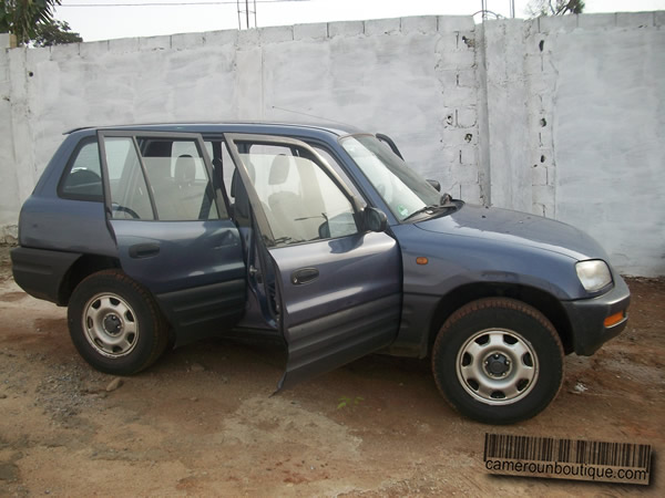 Location Toyota Rav 4 à Yaoundé