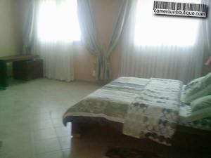 Appartement meublé F3 2 chambres Douala Bonapriso